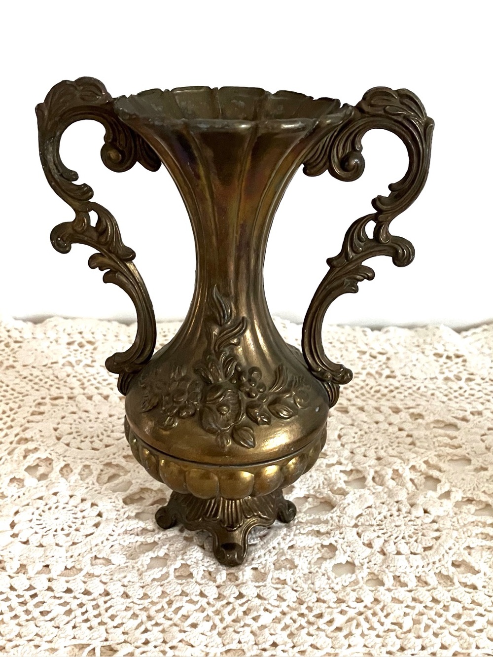 Antique Victorian Style Bronze Finish Urn Vase Ornate Double Handles Vase Floral